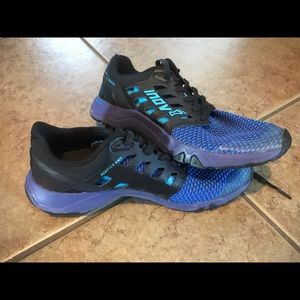 Innov8 woman’s 7.5 blue and black all train 215